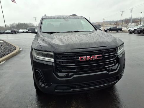 Used 2023 GMC Acadia SLE w/ Driver Convenience Package FWD image 8