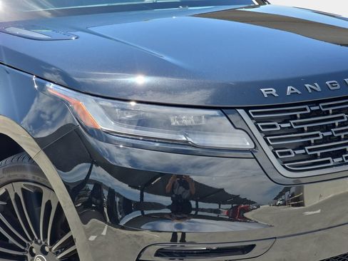 Certified 2026 Land Rover Range Rover Velar Dynamic SE AWD/4WD image 32