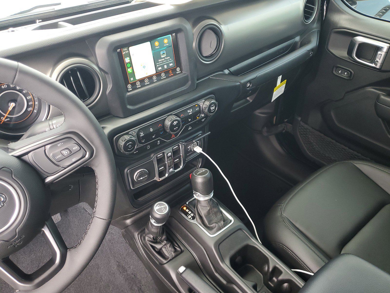 New 2023 Jeep Gladiator Mojave AWD/4WD image 9