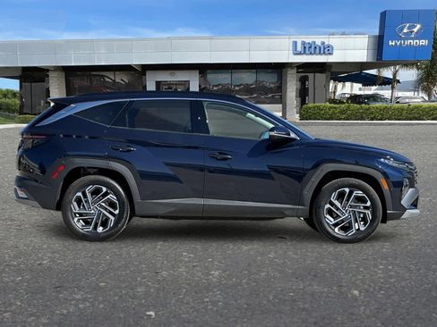 Certified 2025 Hyundai Tucson Limited image 9