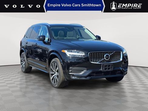 Used 2023 Volvo XC90 B5 Core w/ Protection Package Premier image 1