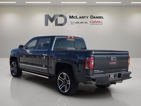 Used 2018 GMC Sierra 1500 Denali image 4