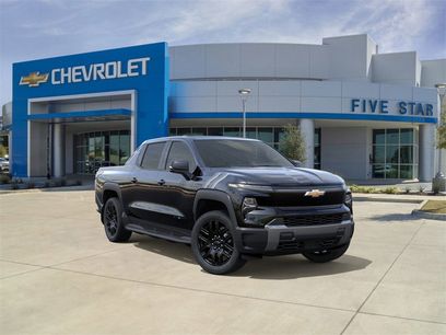 New 2026 Chevrolet Silverado EV LT w/ LPO, Dark Package Plus