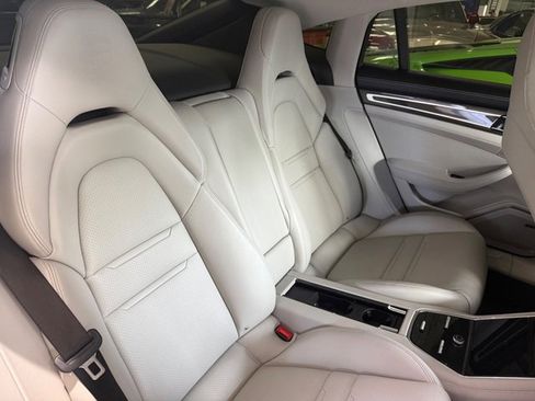 Used 2018 Porsche Panamera 4S w/ Sport Package image 8