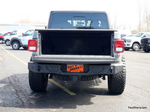 Used 2022 Jeep Gladiator Sport image 12
