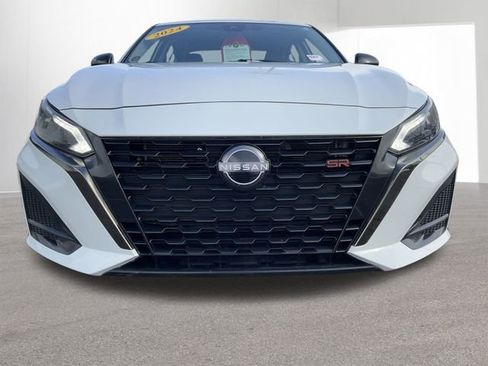 Certified 2024 Nissan Altima 2.5 SR image 35