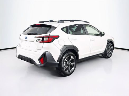 Used 2024 Subaru Crosstrek 2.0i Premium AWD/4WD image 11