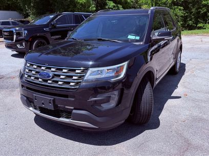 Used 2017 Ford Explorer XLT w/ Equipment Group 202A