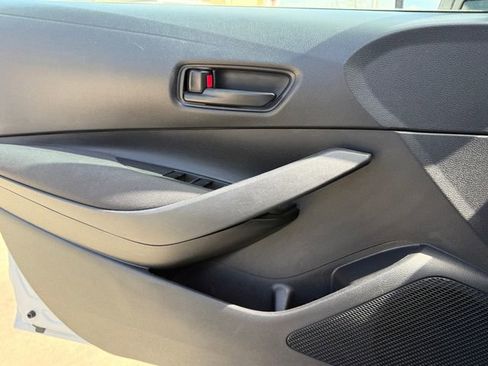 Used 2024 Toyota Corolla LE image 21