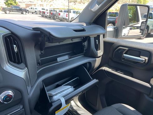 New 2025 GMC Sierra 2500 Pro AWD/4WD image 26