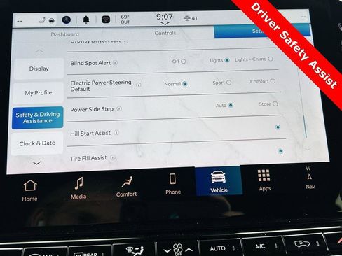 New 2024 Jeep Grand Wagoneer L 4WD w/ Convenience Group III image 7