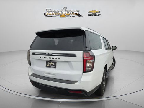 Used 2024 Chevrolet Suburban Z71 image 6