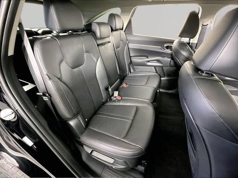 Certified 2026 Kia Sorento S w/ S Panoramic Sunroof Package FWD image 24
