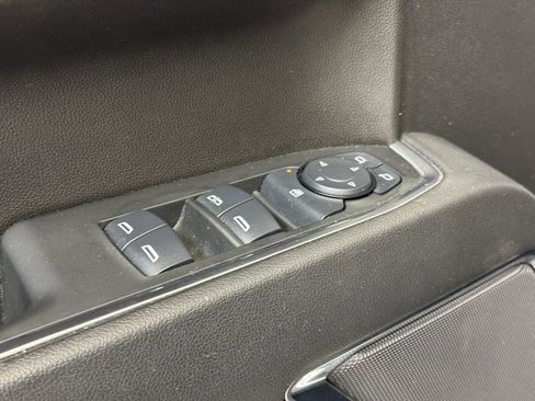 Used 2024 GMC Sierra 1500 Elevation image 11