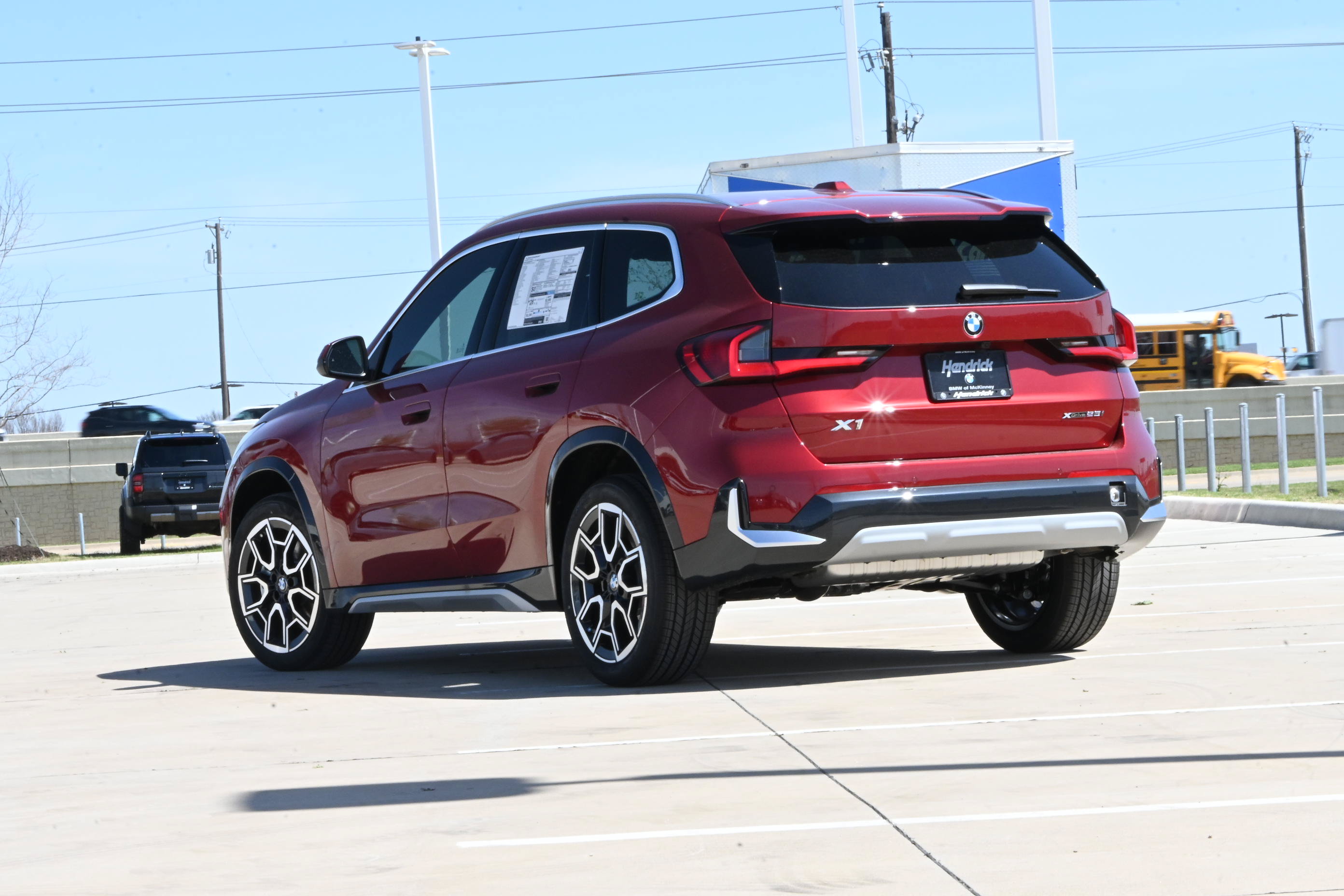 Used 2026 BMW X1 xDrive28i AWD/4WD image 2