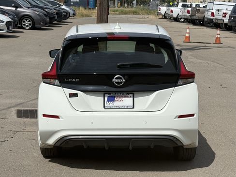Used 2025 Nissan Leaf S FWD image 5