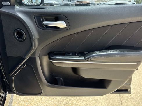 Used 2022 Dodge Charger Scat Pack RWD image 13
