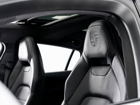 Used 2025 Porsche Panamera 4 image 10