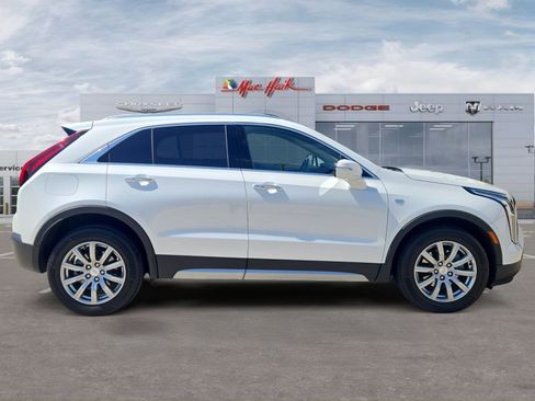 Used 2023 Cadillac XT4 Premium Luxury w/ Driver Assist Package FWD image 6
