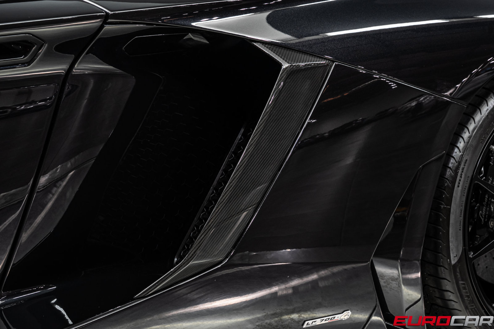 Used 2014 Lamborghini Aventador LP 700-4 AWD/4WD image 19