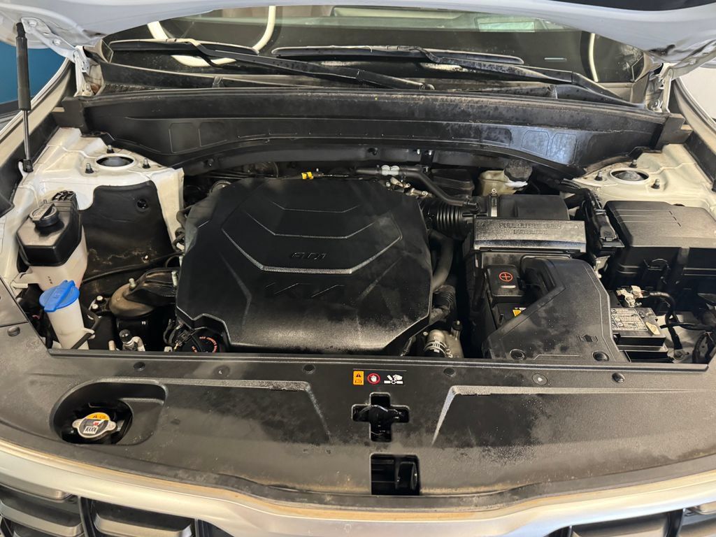Used 2023 Kia Telluride AWD image 24