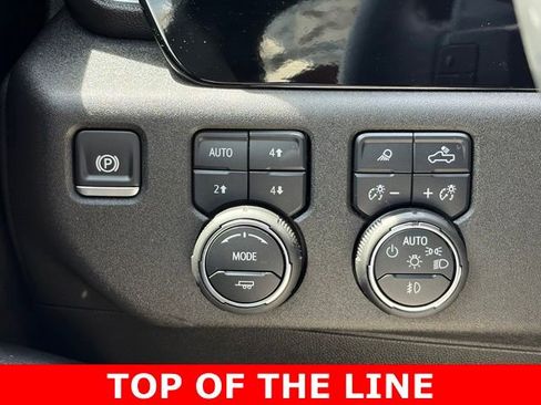 Certified 2025 Chevrolet Silverado 1500 High Country w/ Z71 Off-Road Package AWD/4WD image 20