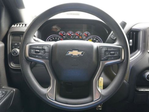 Used 2022 Chevrolet Silverado 1500 Custom w/ Safety Confidence Package RWD image 10
