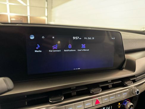 Used 2023 Kia Telluride S image 22