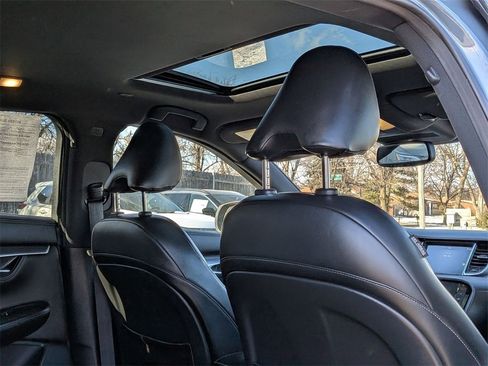 Used 2022 INFINITI QX55 Luxe w/ Cargo Package image 21