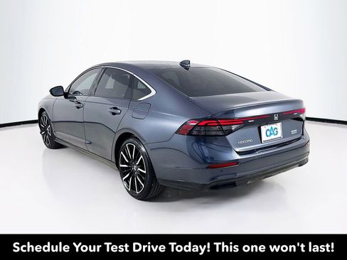 Used 2025 Honda Accord Touring image 6