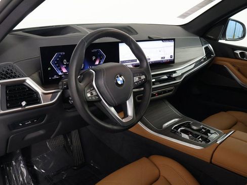 Used 2026 BMW X5 xDrive40i w/ Premium Package image 7
