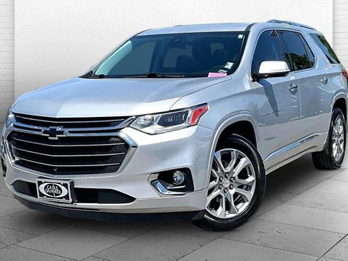 Used 2021 Chevrolet Traverse Premier AWD/4WD image 9
