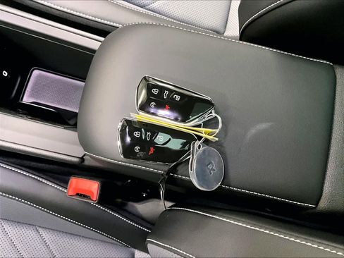 New 2026 Volkswagen Tiguan SE R-Line image 35