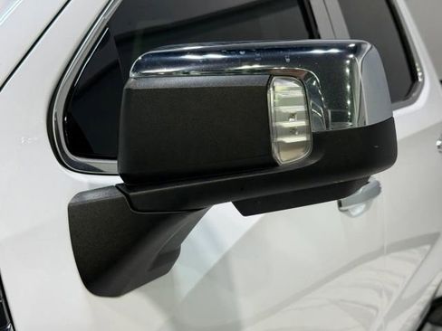 Used 2019 GMC Sierra 1500 SLT w/ X31 Off-Road Package image 10