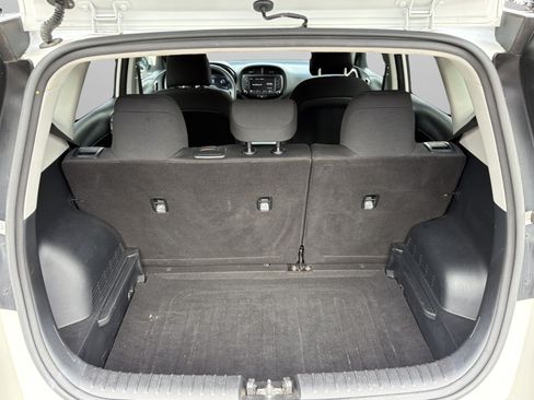 Used 2024 Kia Soul LX w/ Option Group 015 FWD image 25