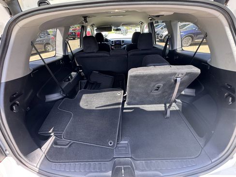 Used 2018 Honda Pilot EX image 9