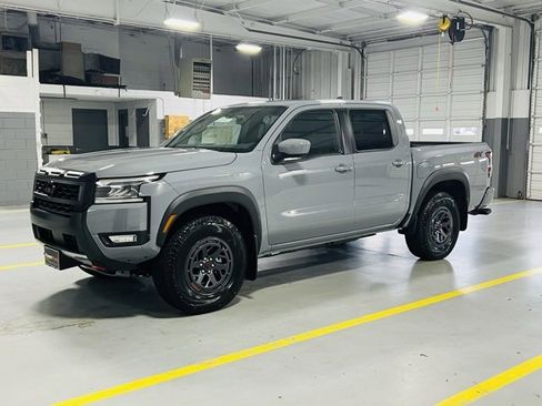 New 2025 Nissan Frontier PRO-4X w/ Interior Protection Package image 11