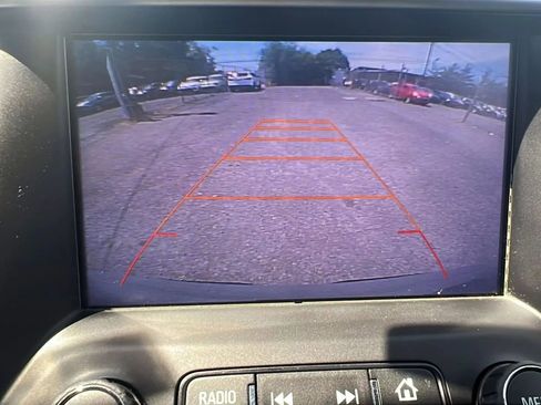 Used 2017 GMC Acadia SLE image 22