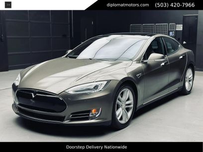 Used 2015 Tesla Model S 70D