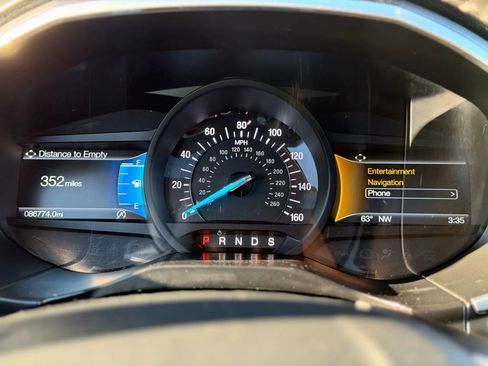 Used 2019 Ford Edge Titanium w/ Equipment Group 301A AWD/4WD image 33