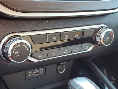 Used 2024 Nissan Altima 2.5 SV image 29