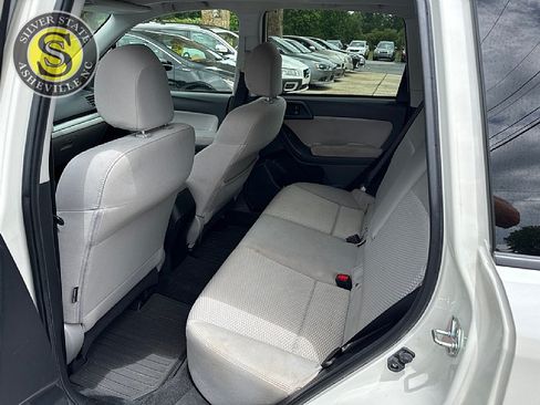 Used 2015 Subaru Forester 2.5i Premium w/ All-Weather Package AWD/4WD image 12