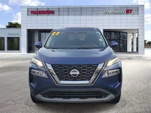 Certified 2022 Nissan Rogue SV image 2