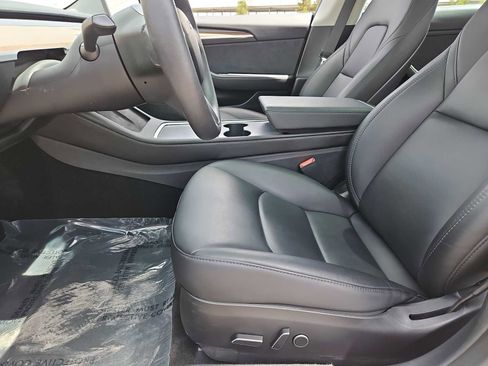 Used 2023 Tesla Model 3 Standard Range RWD image 14