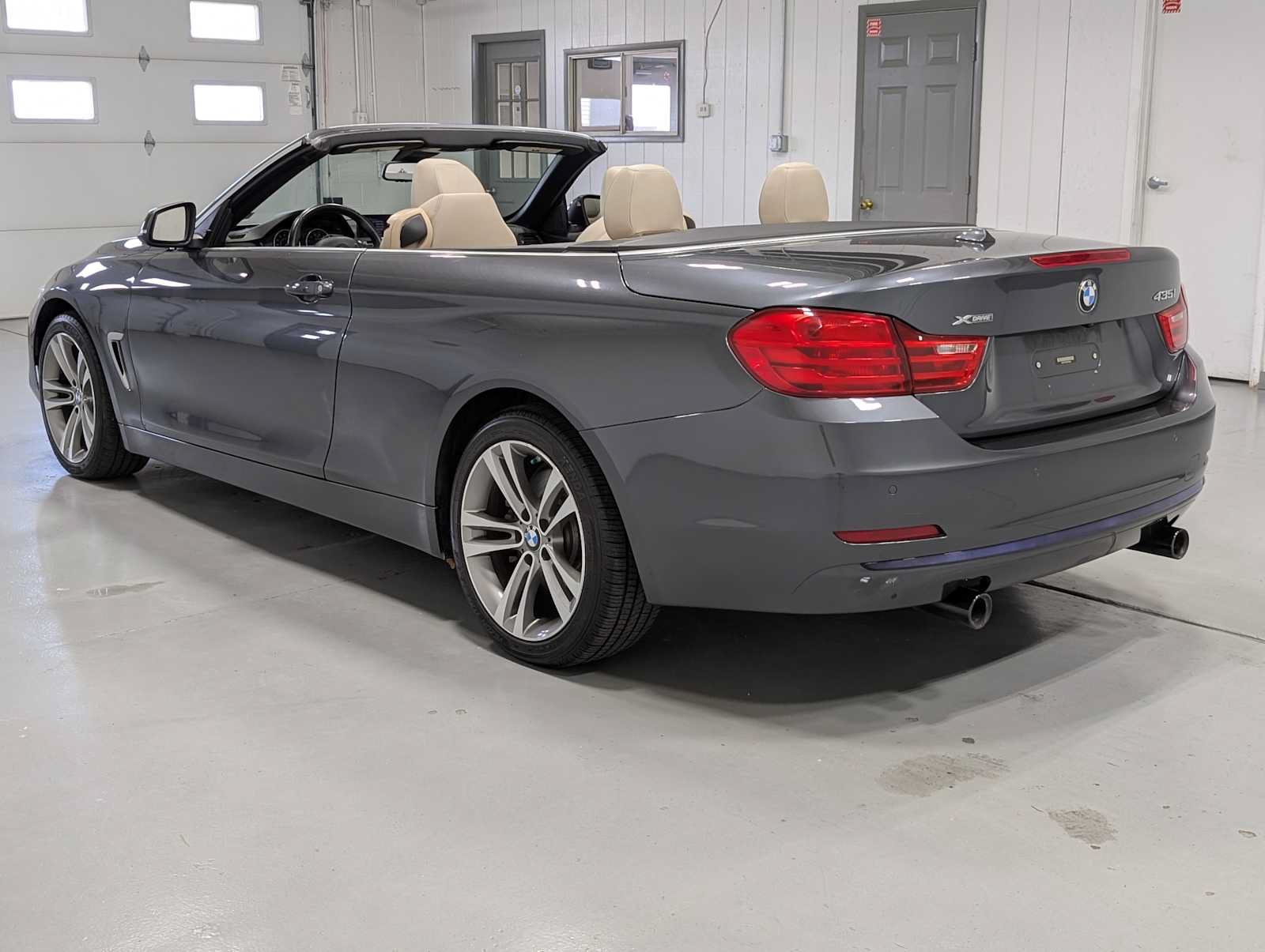 Used 2015 BMW 435i xDrive Convertible AWD/4WD image 12
