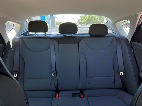 Used 2025 Kia K4 FWD image 23