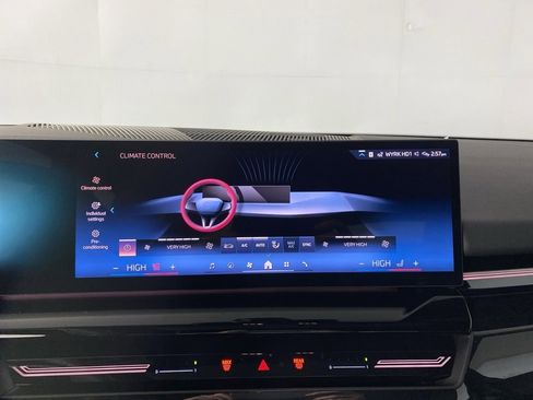 New 2026 BMW 530i xDrive w/ Premium Package image 14