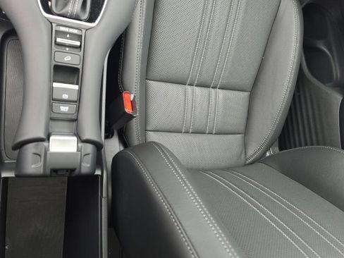 Used 2025 Honda HR-V EX-L image 23