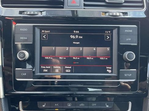Used 2018 Volkswagen GTI S FWD image 30
