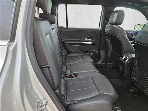 Used 2020 Mercedes-Benz GLB 250 image 18